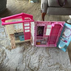 Barbie Foldable Doll House