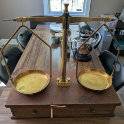 Antique Jewelers Scale 