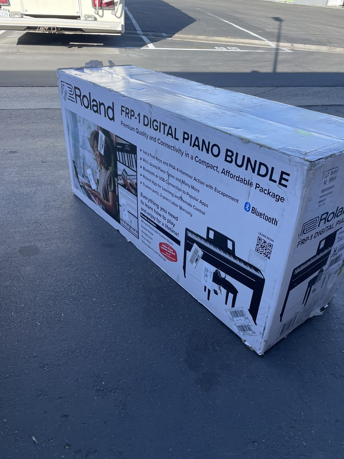Roland FRP-1 Digital Piano Bundle