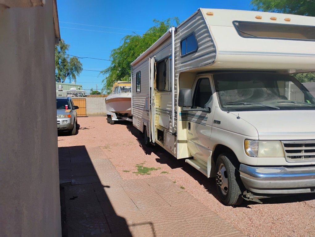 Motor Home 92 Conquest