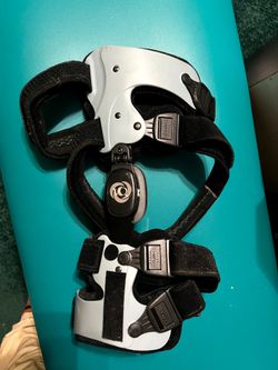 VQ ACL Brace