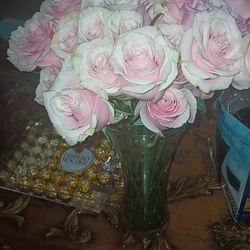 Beautiful roses 🌹 tulips, carnations. Ecuadorian roses 🌹 the best of the best. Swipe➡️➡️➡️

For all roses 🌹 $100