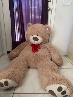 Giant Teddy Bear