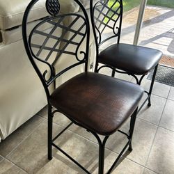 2 Counter Stools