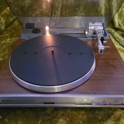 LT-20 Mitsubishi Turntable Record Player Vintage 1982n