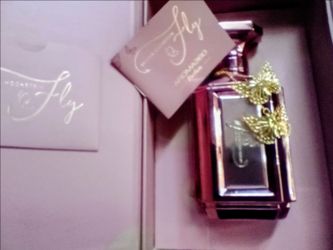 By Lisa Hochstein Perfume