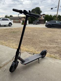 Volpam Electric Scooter SP03