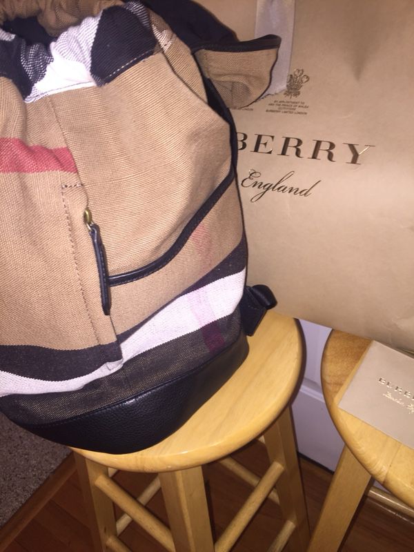 Brown Burberry House Check Travel Bag – Designer Revival