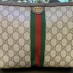 Gucci Supreme cluttch Bag, 10” across, Nice!