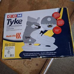 CCM Tyke Expandable Skates Size S Fits 8-11 Youth