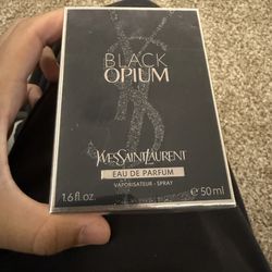 Women’s perfume