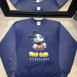 Vintage / Y2K 1990s Disney Mickey Mouse Sweatshirt Crewneck 