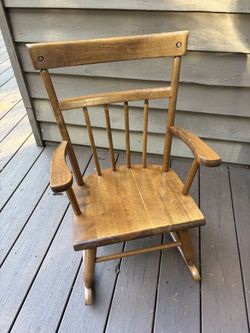 Vintage Oak Hill Wooden Rocking Chair – Keene, NH – Original Label