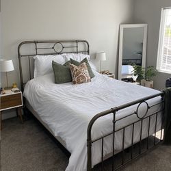 Boho Queen Size Metal Pipe Bed - New 