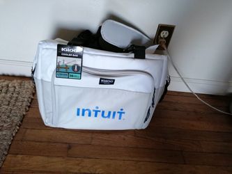 Brand new igloo thermal bag
