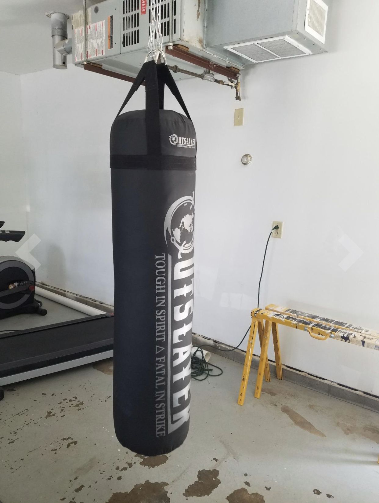 Outslayer HeavyBag Like New Only 130$ ( original price 380$)