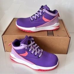 - [ ] Avenger Reaction women's steel toe fashionable work shoes size 11 in a purple and peach colorway 