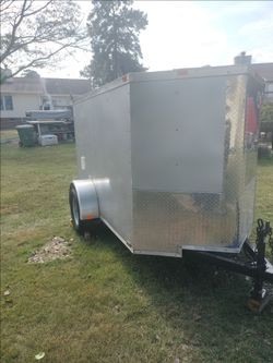 Nice 2021 5X8 Enclosed Trailer With The Ramp Door