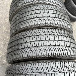 245 75 17 Michelin Tires with 80% of useful life all 4 Seth de Llantas Con 80% de vida las 4