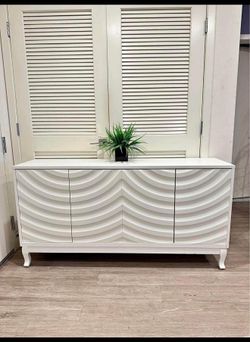 Elegant Sideboard Featuring Sophisticated Wavy Pattern Doors with Arched Groove D-40
