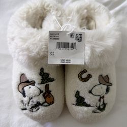 American Eagle AE Peanuts Snoopy Cowboy Slipper Women’s 7 NWT
