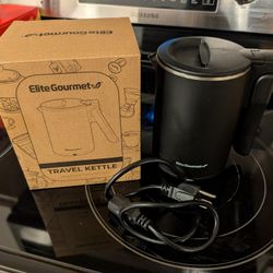 Elite Gourmet 20oz Dual Voltage Travel Kettle 