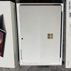 Microsoft Surface Pro 7 : 10th Gen Touch Screen 