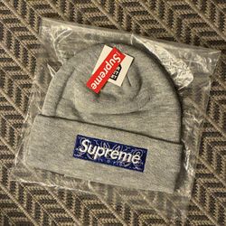 Supreme New Era Beanie