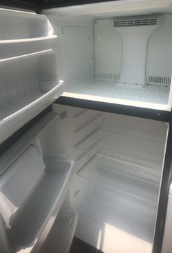 Hotpoint refrigerator