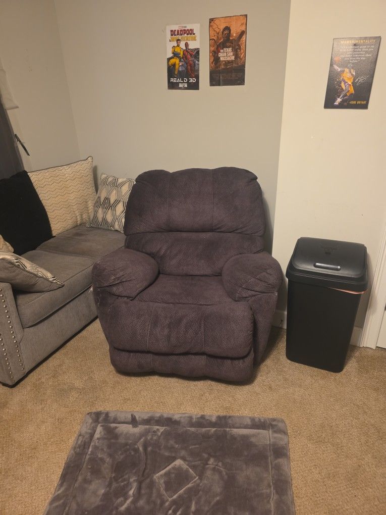 Lazy Boy Chair