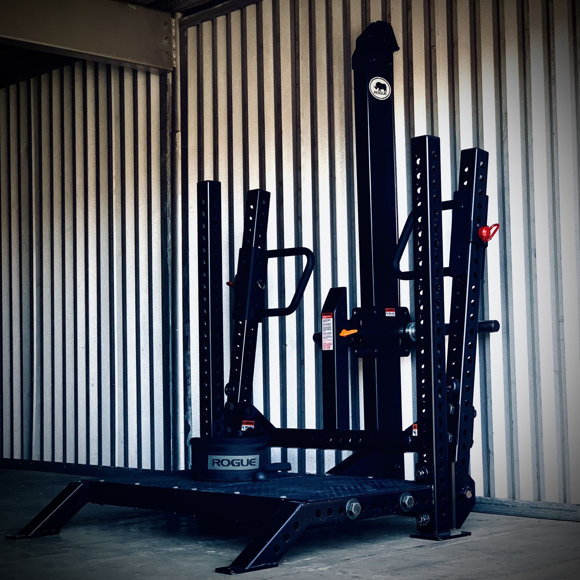 🔥 Rogue Fitness Stand Alone Rhino Belt Squat Machine 
