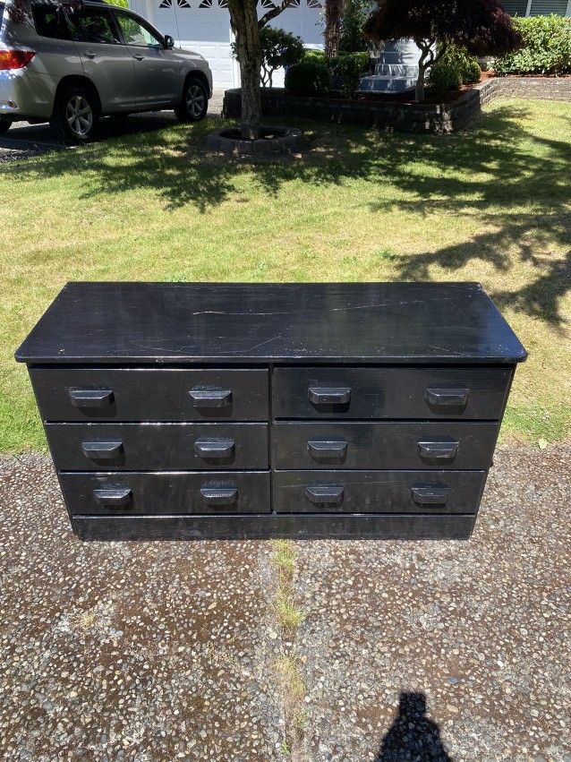 Black Solid Wood Dresser 
