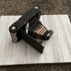 Antique Camera Model