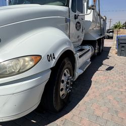 International Dump Truck For Sale. 