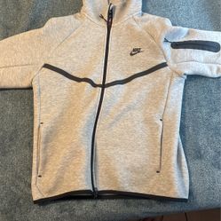 Nike Tech 