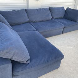 Beautiful Cloud Sectional Couch - Delivery Available 