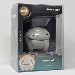 Sharko Deepwoken Makeship Vinyl Figure Limited Edition of 500 New + Protector