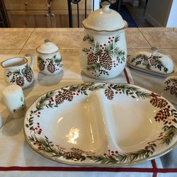 Christmas Ceramic Set