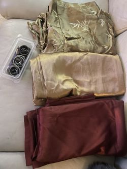 Drape Panels With Rings