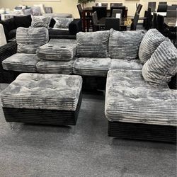 NEW SECTIONAL SOFA AND OTTOMAN WITH FREE DELIVERY PAY ON DELIVERY