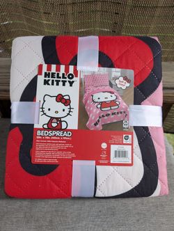 Hello Kitty Bedspread 