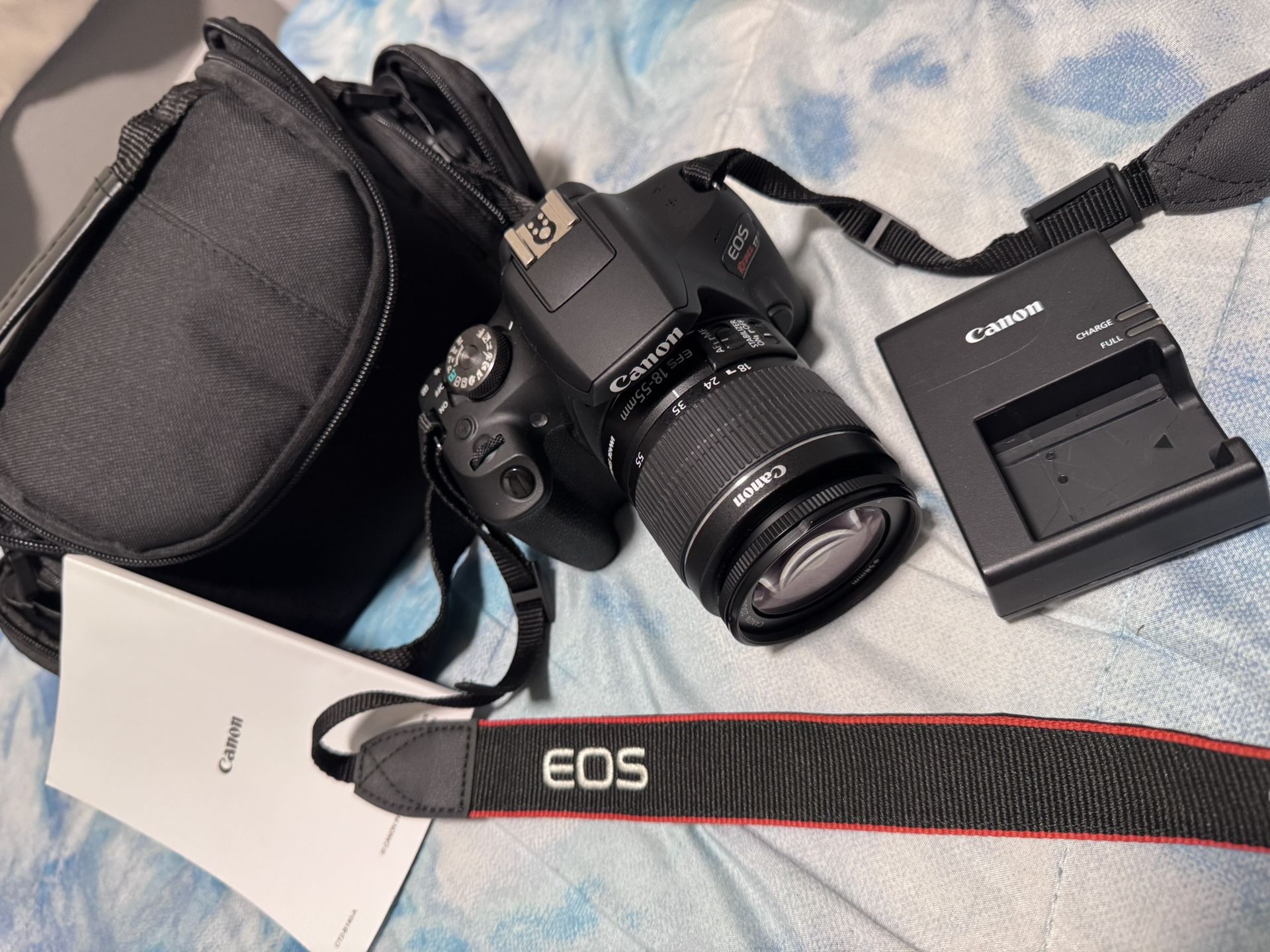 Canon EOS Rebel T7