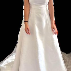 White formal Quince Or Wedding Dress (Size 6)