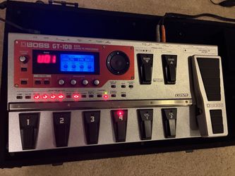 Boss GT-10B bass effects pedal