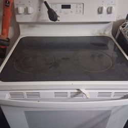 GE 2022 Stove Set, For Parts