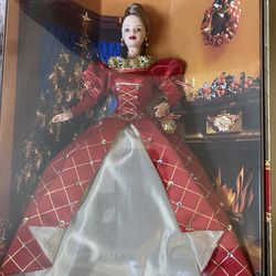 Holiday Treasure Barbie 1999