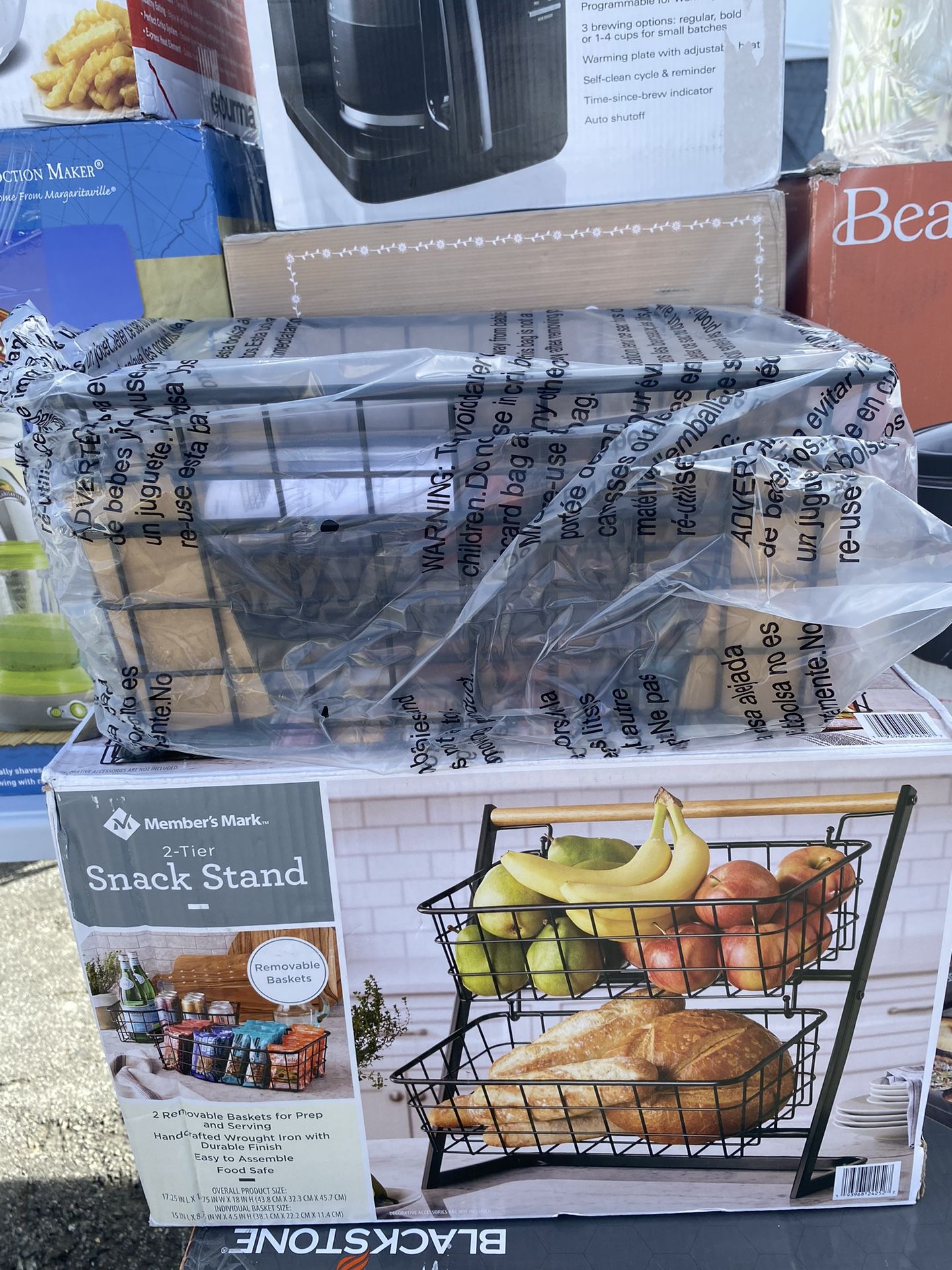 Members Mark 2-Tier Snack Stand