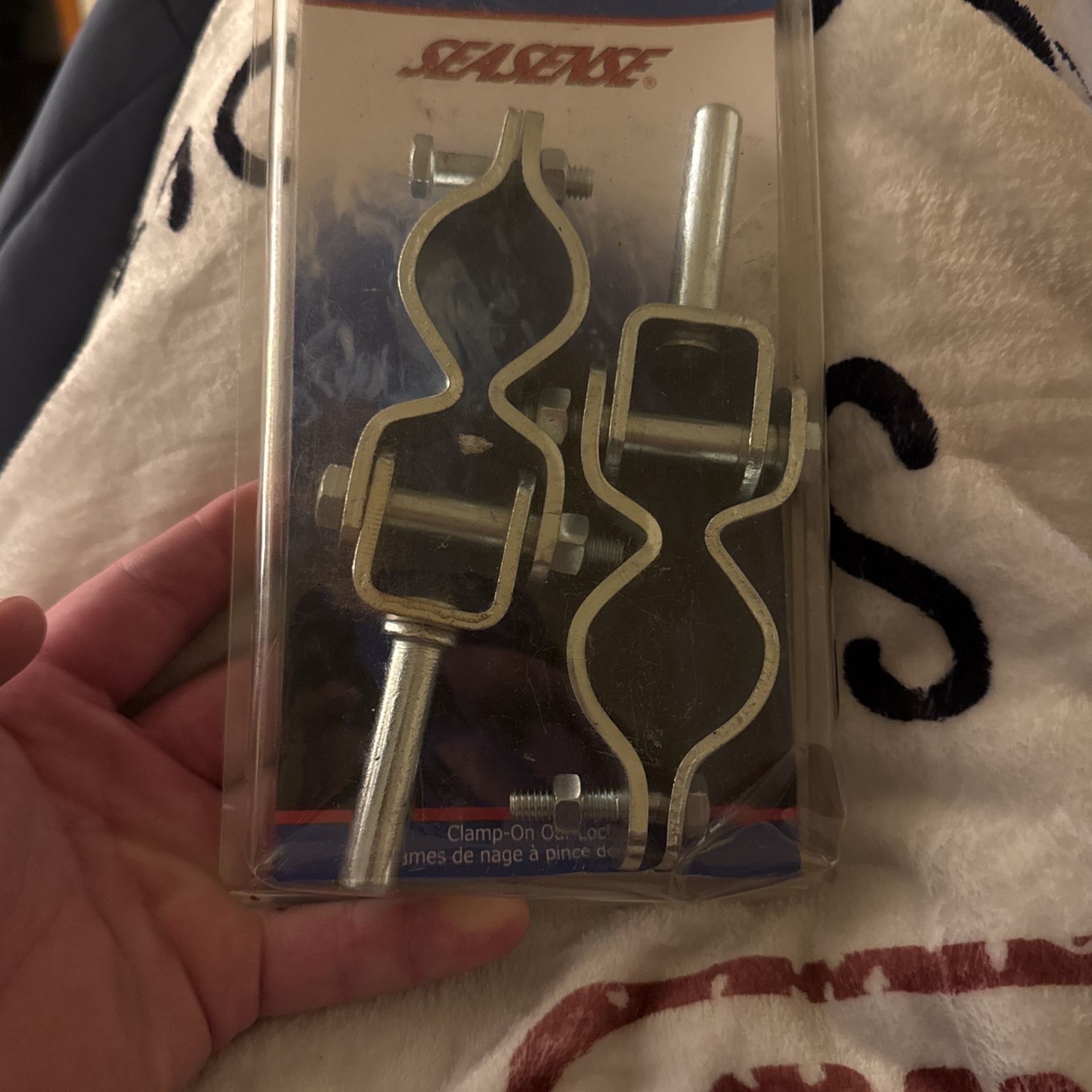 Zinc Plated clamp On Oar Locks