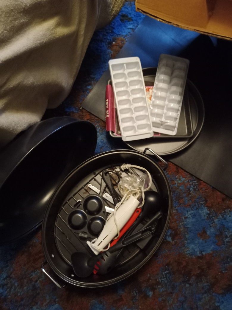 Bunch Of Cooking Kitchen Items Pan