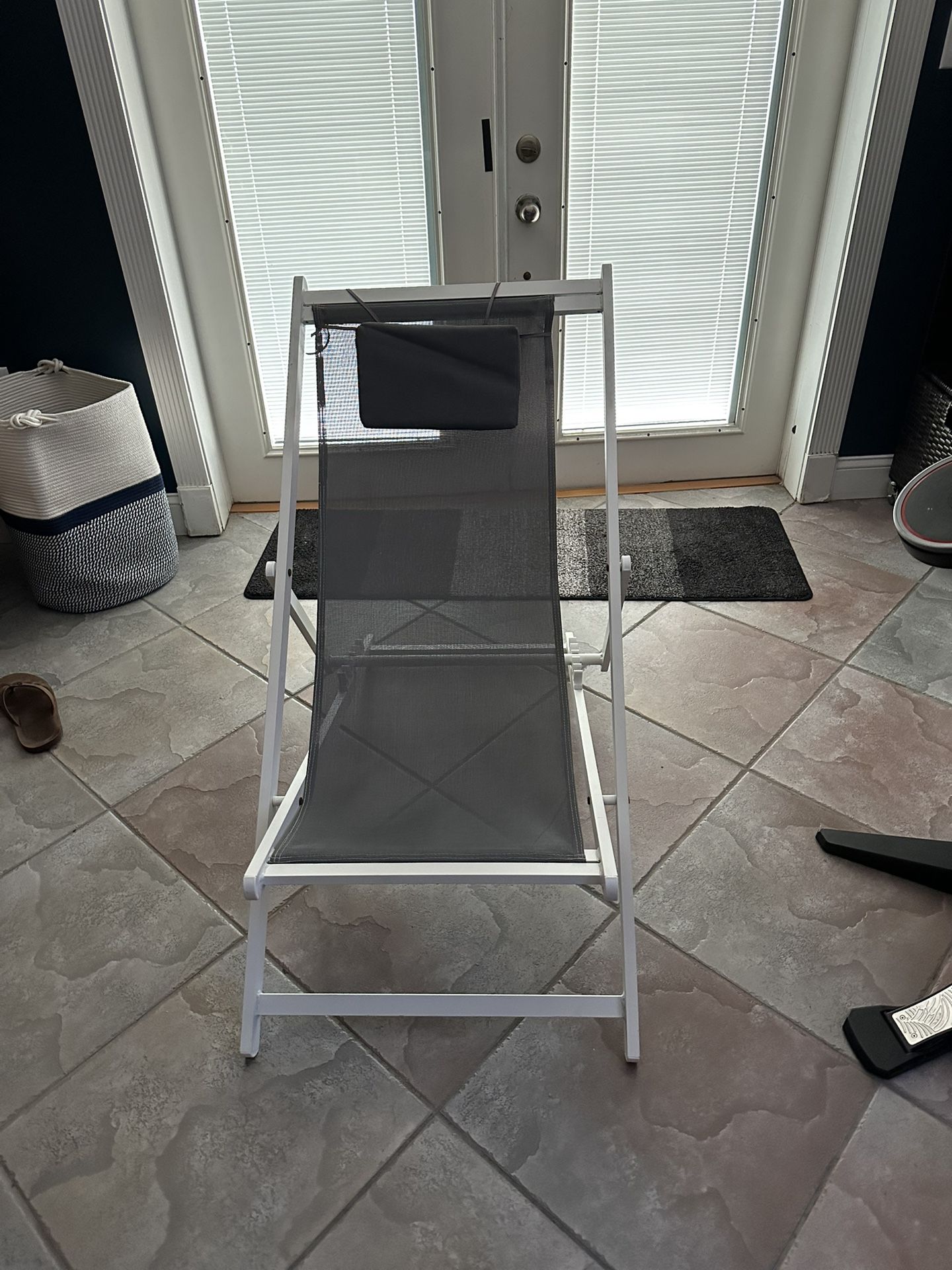 Outdoor Lounge Chair